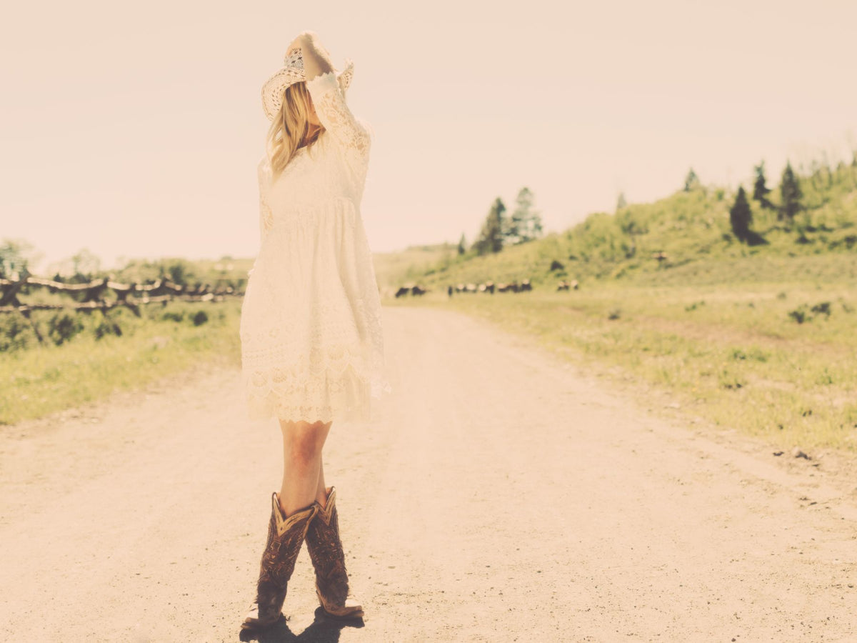 The Hottest Summer Cowgirl Chic Fashion