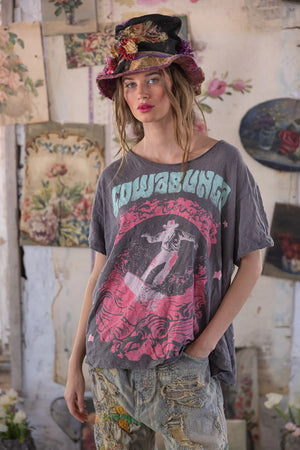 Magnolia Pearl - My Spurs Cowabunga T - Ozzy
