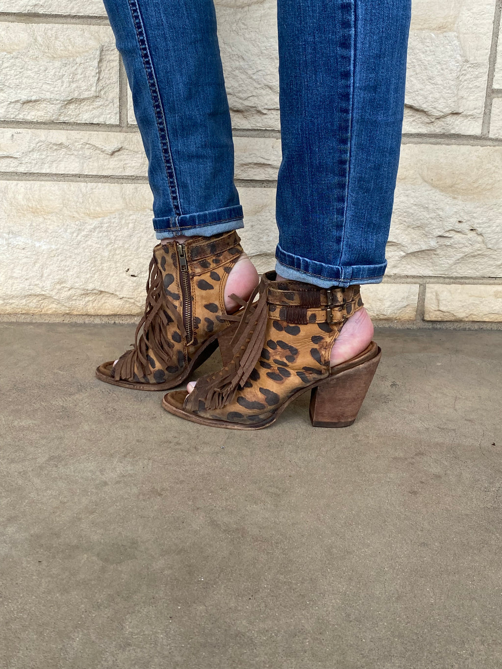 Liberty Black Barbara Mantequilla Bootie - Miel - 8.5 ONLY