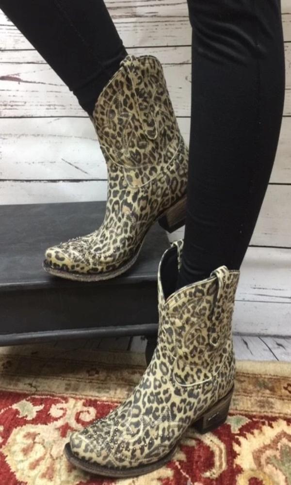 Cowgirl Kim by Lane Exclusive Saratoga Stud Leopard Shorties~ LB0411J - Cowgirl Kim